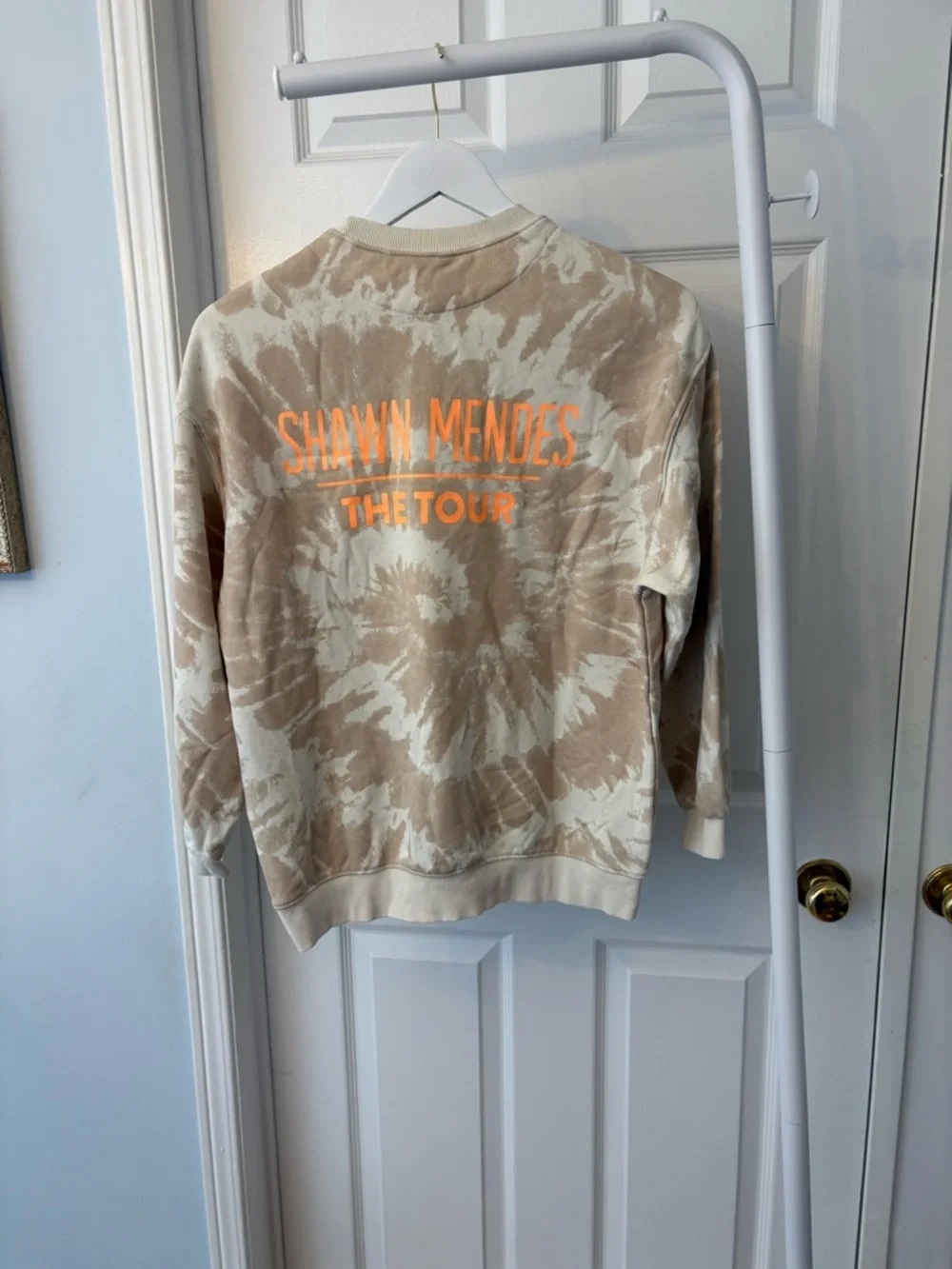 H&M Beige & Creme Shawn Mendes Tie-Dye Sweatshirt Oversized Size Extra Small - Picture 12 of 15